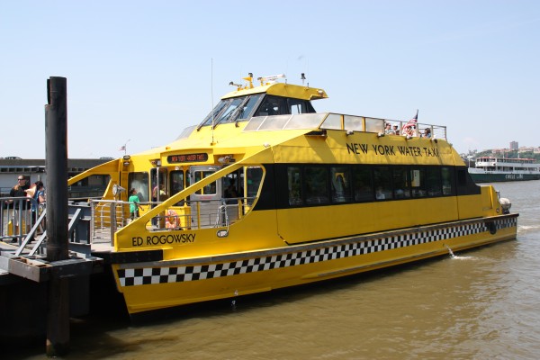 Das New York Wasser Taxi