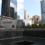 Mahnmal an die Oper der Terroranschläge