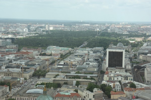 Blick auf Regierungsviertel vom Berliner Fernsehturm
