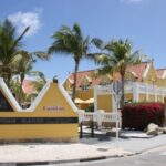 Eingang ins Amsterdam Manor Beach Resort