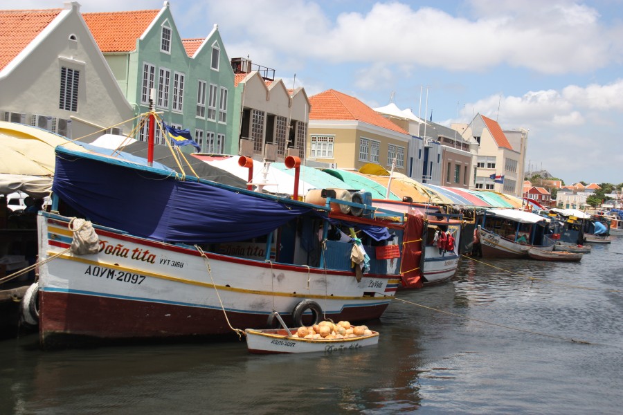 Boote Schwimmender Markt Willemstad - Curacao