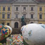 Osternest vor dem Rathaus Lauingen