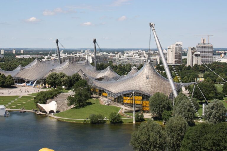 Olympiastadion und Olympiasee München