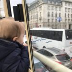 Blick aus einem Hop on hop off Bus