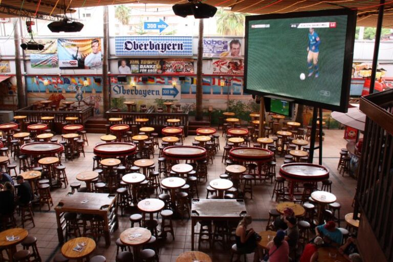 Public Viewing im Bierkönig